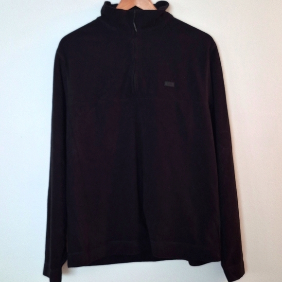 Rains Black Fleece Pullover 1/4 Zip Rubber Logo Cozy Outdoor Size Medium - Picture 2 of 7